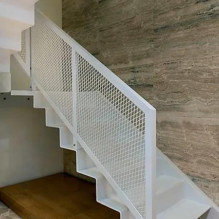 Travi Boutique By Holi Gzira